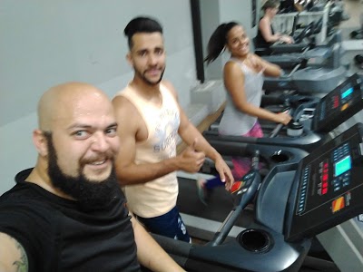 Academia Health Fitness foto 3