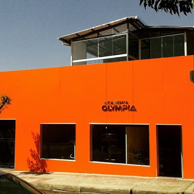 Academia Olympia Fitness foto 2