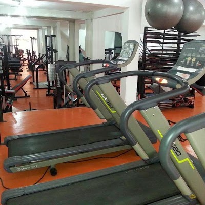 Academia Olympia Fitness foto 1