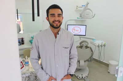 Dr Vinnicius Vilela Dentista foto 2