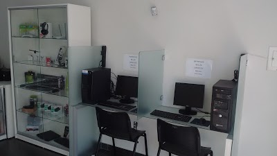 STI - Soluções Técnicas em Informática e Celulares foto 2